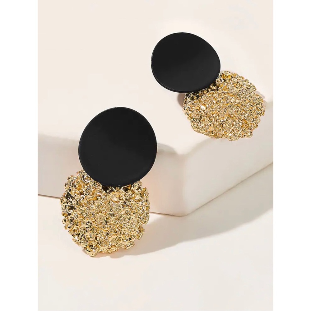 ‼️LAST 1‼️Two Toned Textured Earrings